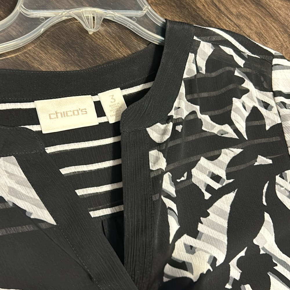 Chico’s Blouse - Picture 10 of 10